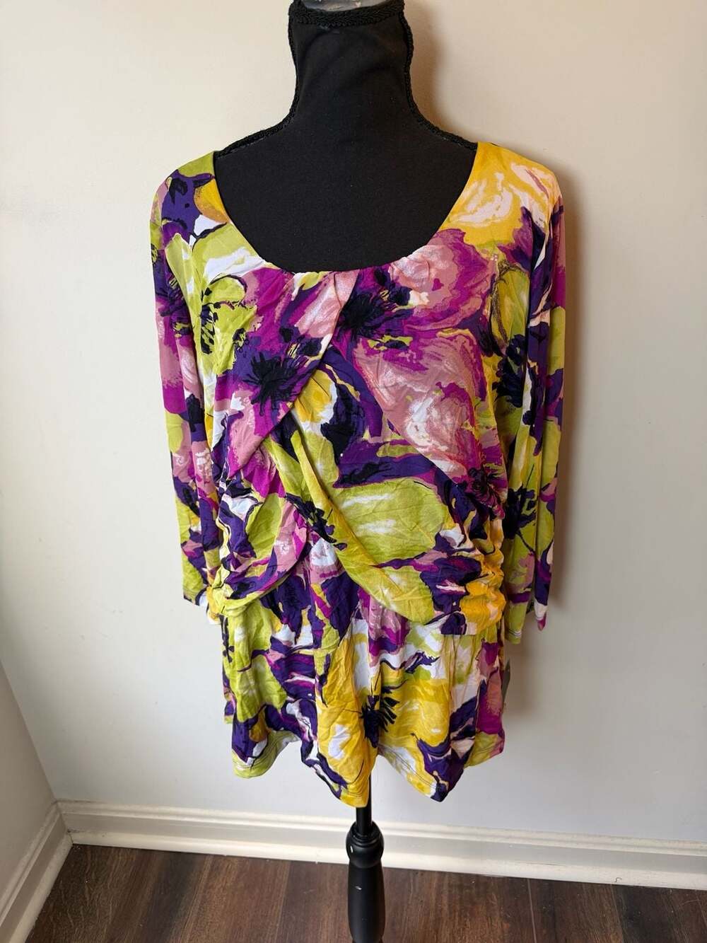 Style & Co. Woman Floral Print Ruched 3/4 Sleeve Top
